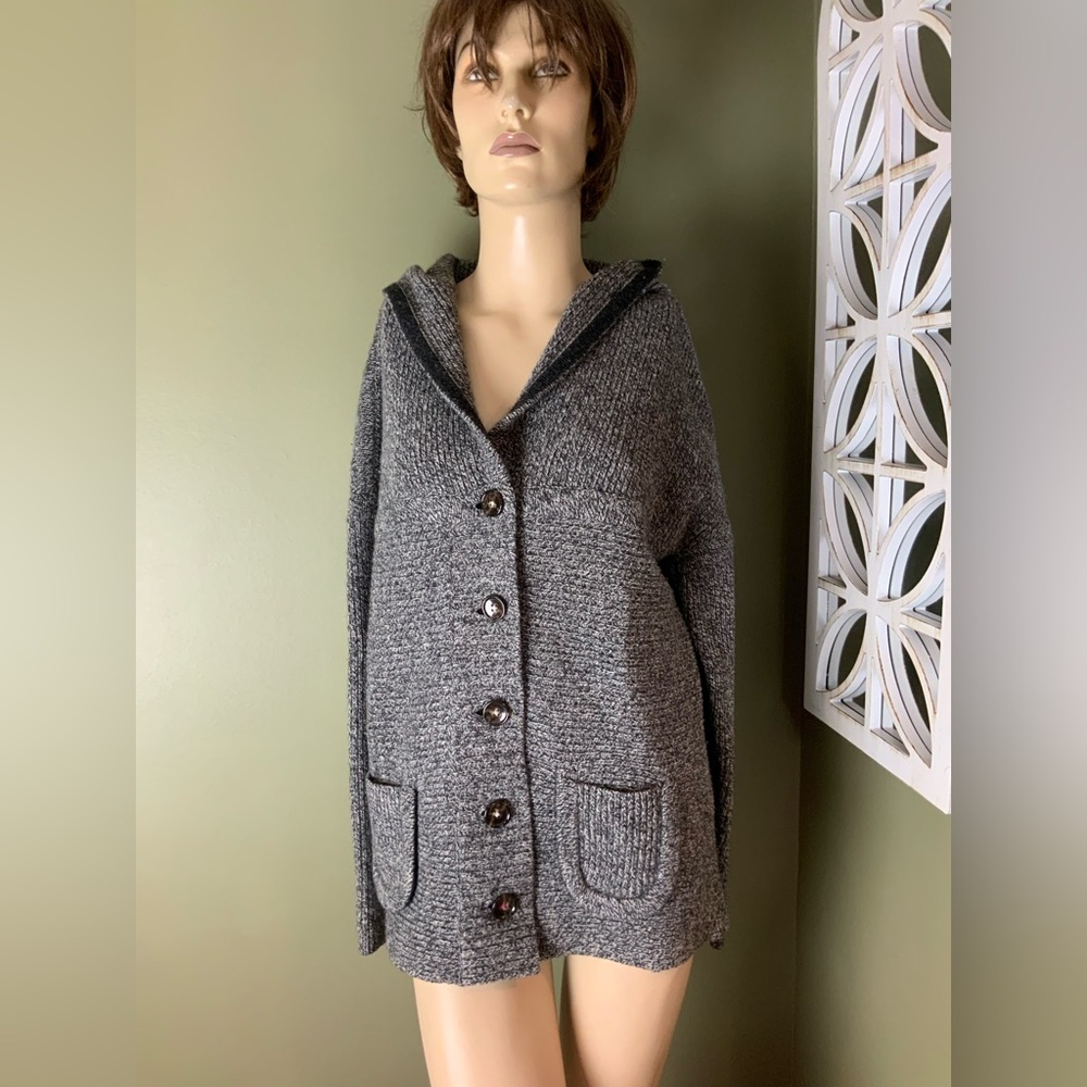 LABEL + Thread Gray Hooded Button-Up Cardigan lambswool and cashmere medium